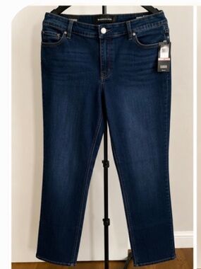 Bandolino Mandie Straight Leg Jeans – Size 12 – NWT